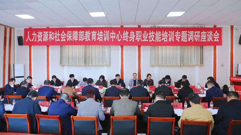 除了师资背景，教学成果也是评估师资力量的重要指标。可以从以下几个方面来了解：