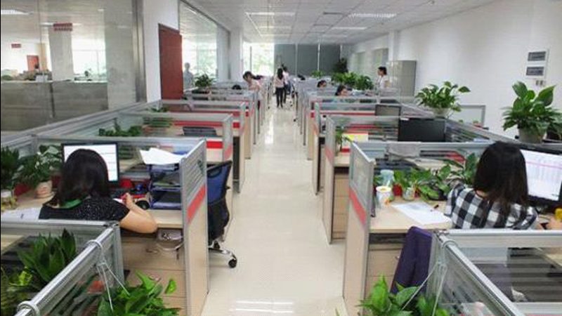 注册消防工程师培训的收费标准通常由以下几个部分构成：